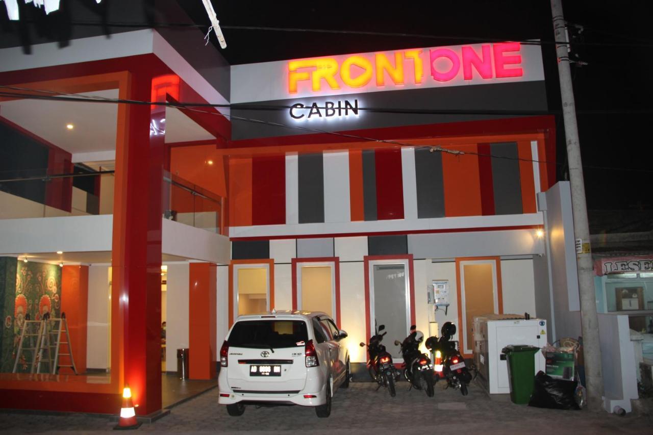 Front One Cabin Malioboro Jogja Otel Yogyakarta Dış mekan fotoğraf